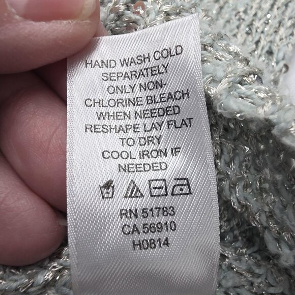 Maurices Sweater Womens 2XL Gray Silver Open Knit Crochet Lace Yoke Pullover - Picture 9 of 11